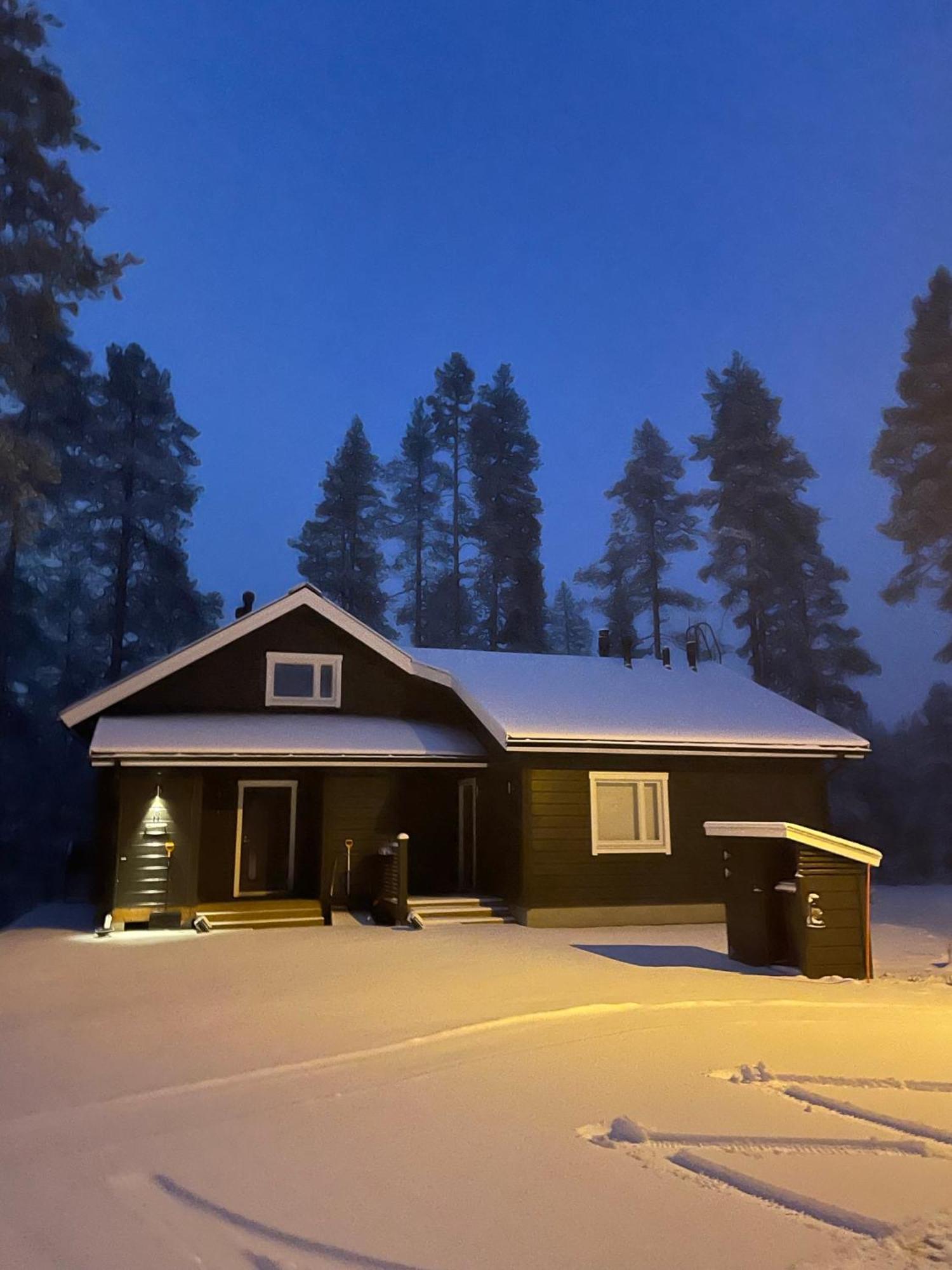 Villa Lumihelmi A & B Äkäslompolo Exterior foto
